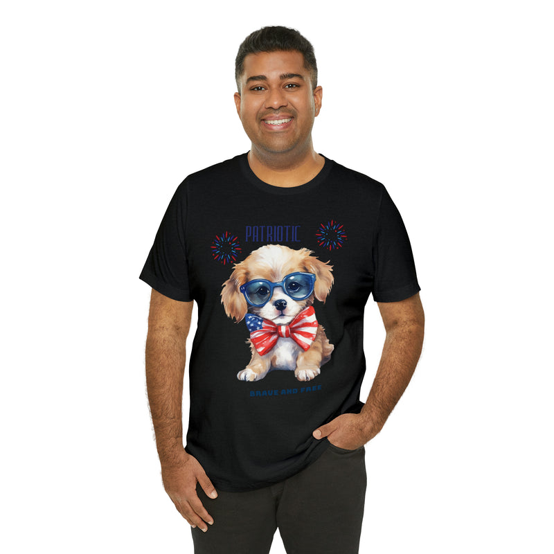 Cute Brave and Free Patriotic Dog on the 4th of July Short Sleeve T-Shirt