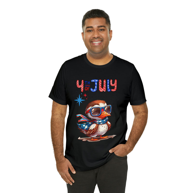 Cool Patriotic Little Bird on the 4th of July Short Sleeve T-Shirt