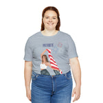 Cute Patriotic and Free Lady Celebrating the 4th of July Short Sleeve T-Shirt