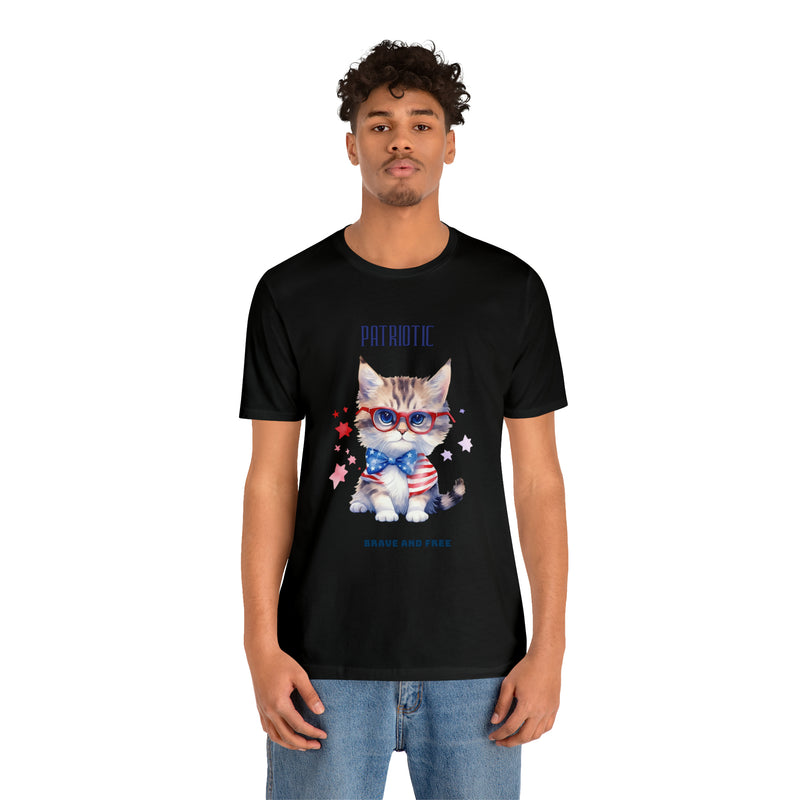 Curious and Cute Brave and Free Patriotic Cat Celebrating the 4th of July Short Sleeve T-Shirt