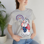 Cute Patriotic Cat Celebrating Freedom in the USA 4th of July Short Sleeve T-Shirt