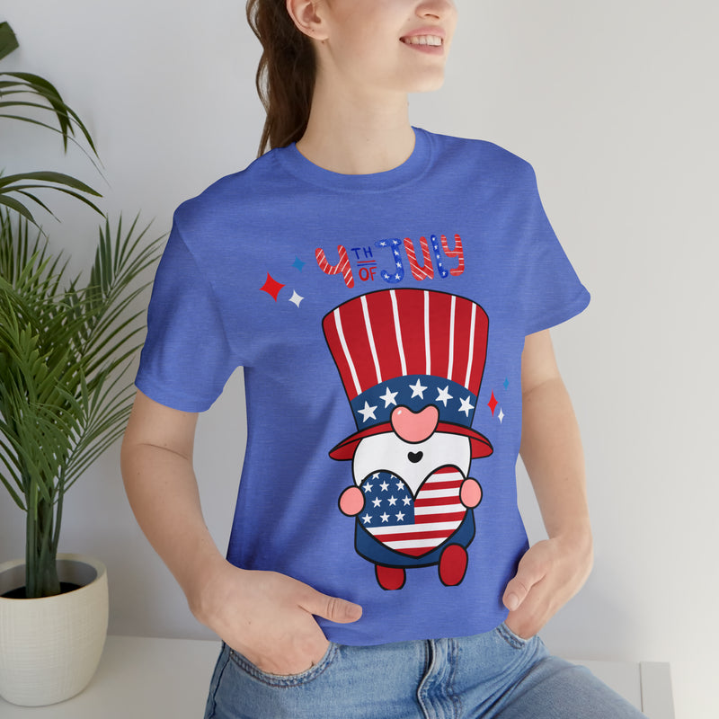 Patriotic Gnome Showing Love on the 4th of July Short Sleeve T-Shirt