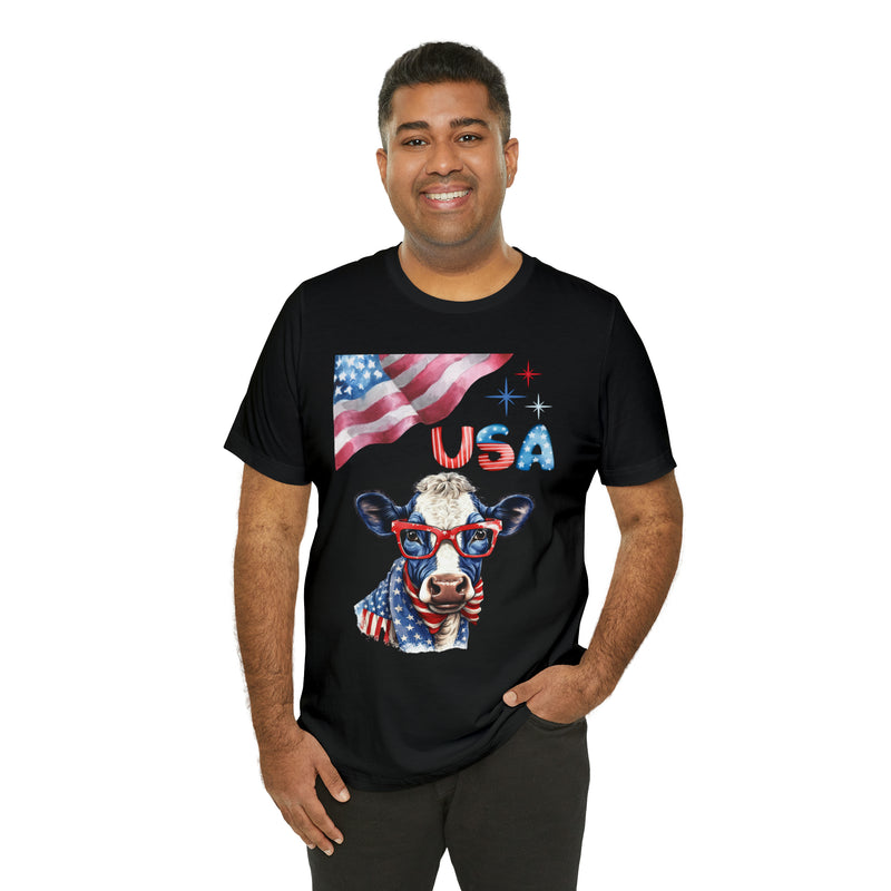 Mother Moo Patriotic USA Cow 4th of July Short Sleeve T-Shirt