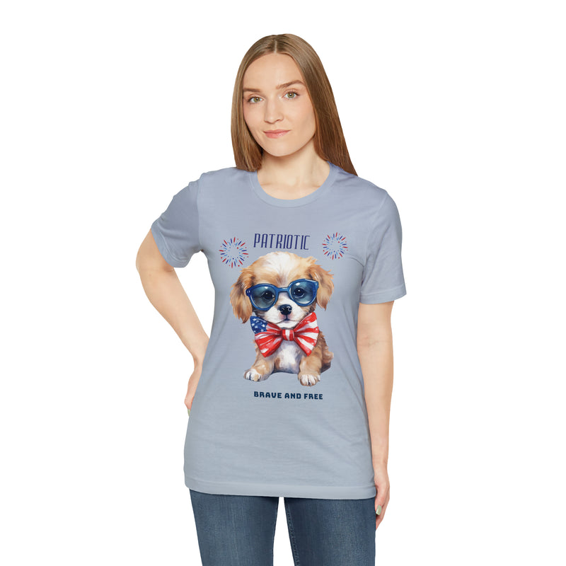 Cute Brave and Free Patriotic Dog on the 4th of July Short Sleeve T-Shirt