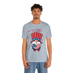 Patriotic Gnome Showing Love on the 4th of July Short Sleeve T-Shirt