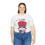 Patriotic Gnome Showing Love on the 4th of July Short Sleeve T-Shirt