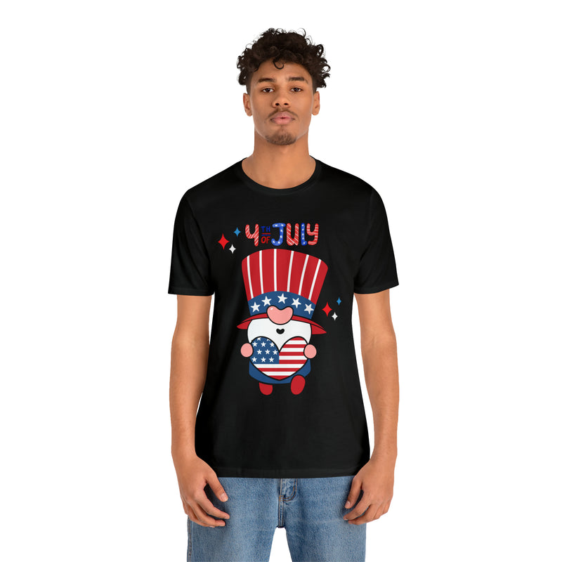 Patriotic Gnome Showing Love on the 4th of July Short Sleeve T-Shirt