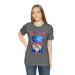 Brave and Patriotic Gnome on the 4th of July Short Sleeve T-Shirt