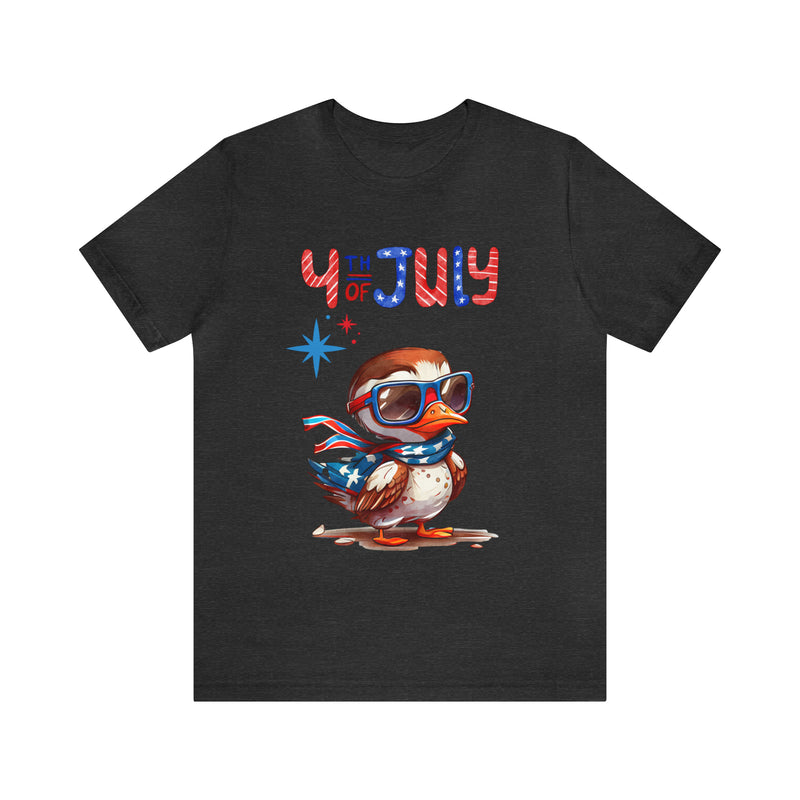 Cool Patriotic Little Bird on the 4th of July Short Sleeve T-Shirt