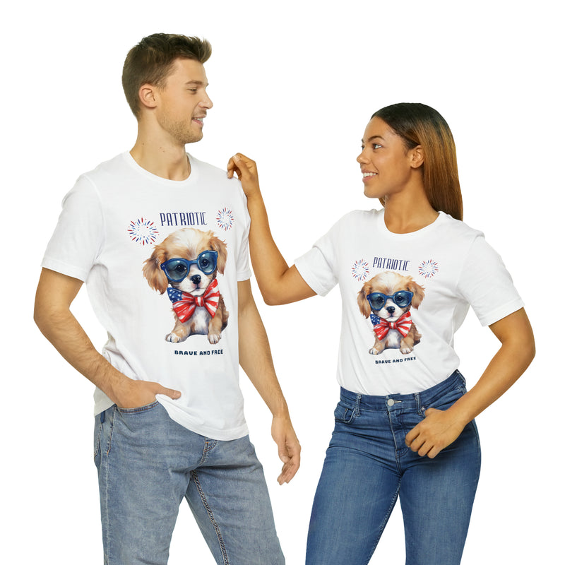 Cute Brave and Free Patriotic Dog on the 4th of July Short Sleeve T-Shirt