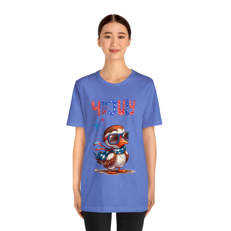 Cool Patriotic Little Bird on the 4th of July Short Sleeve T-Shirt