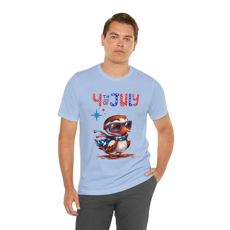 Cool Patriotic Little Bird on the 4th of July Short Sleeve T-Shirt