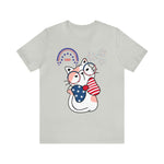 Cute Patriotic Cat Celebrating Freedom in the USA 4th of July Short Sleeve T-Shirt