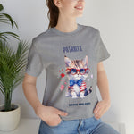 Curious and Cute Brave and Free Patriotic Cat Celebrating the 4th of July Short Sleeve T-Shirt