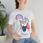 Cute Patriotic Cat Celebrating Freedom in the USA 4th of July Short Sleeve T-Shirt