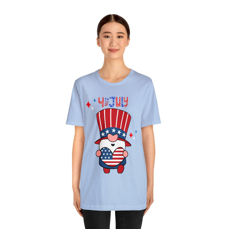 Patriotic Gnome Showing Love on the 4th of July Short Sleeve T-Shirt