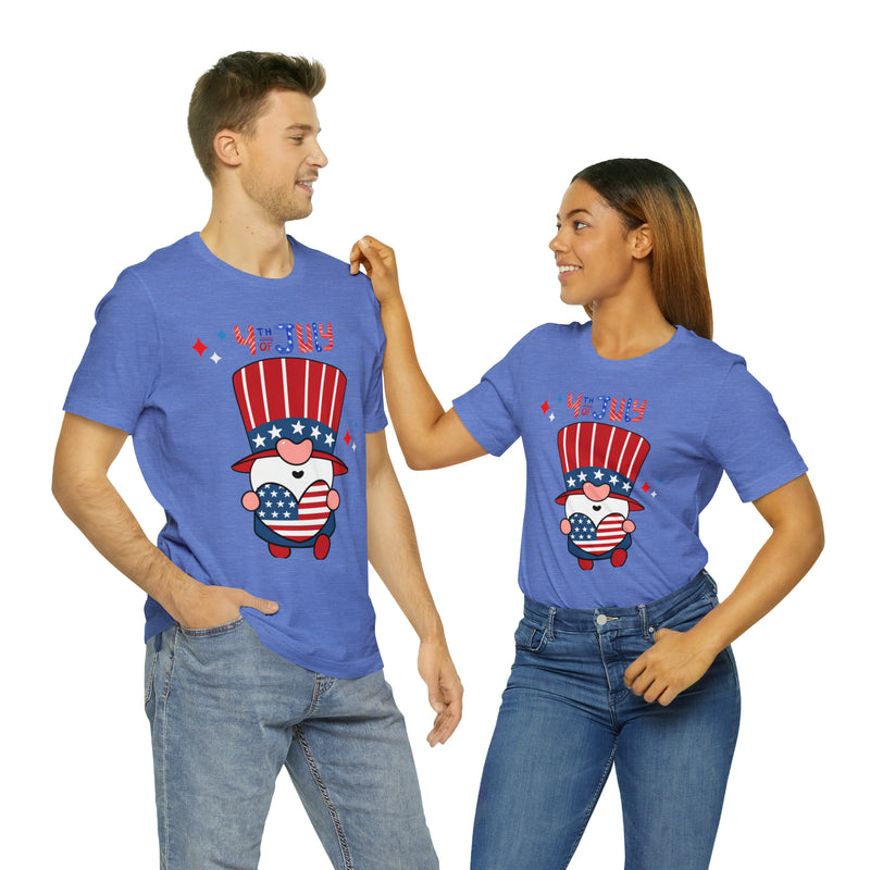 Patriotic Gnome Showing Love on the 4th of July Short Sleeve T-Shirt