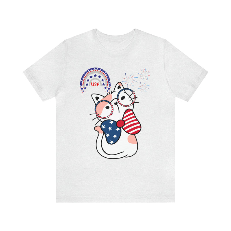 Cute Patriotic Cat Celebrating Freedom in the USA 4th of July Short Sleeve T-Shirt