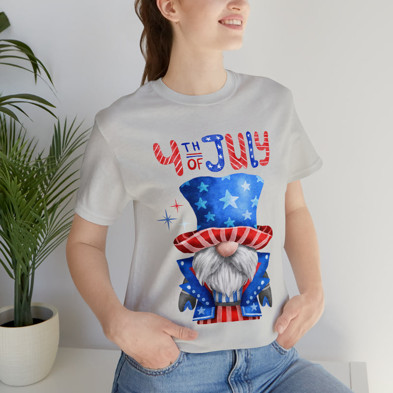 Brave and Patriotic Gnome on the 4th of July Short Sleeve T-Shirt