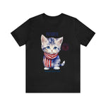 Cute Brave and Free Patriotic Cat on the 4th of July Short Sleeve T-Shirt