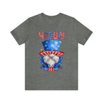 Brave and Patriotic Gnome on the 4th of July Short Sleeve T-Shirt