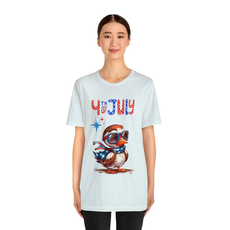 Cool Patriotic Little Bird on the 4th of July Short Sleeve T-Shirt