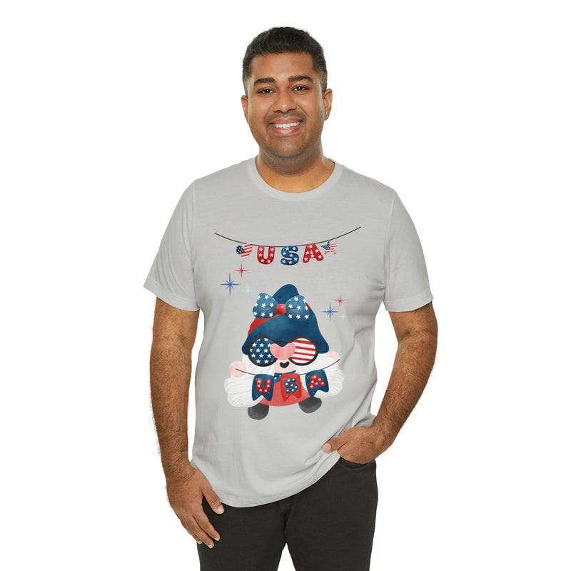 USA Patriotic Gnome Celebrating the 4th of July Short Sleeve T-Shirt