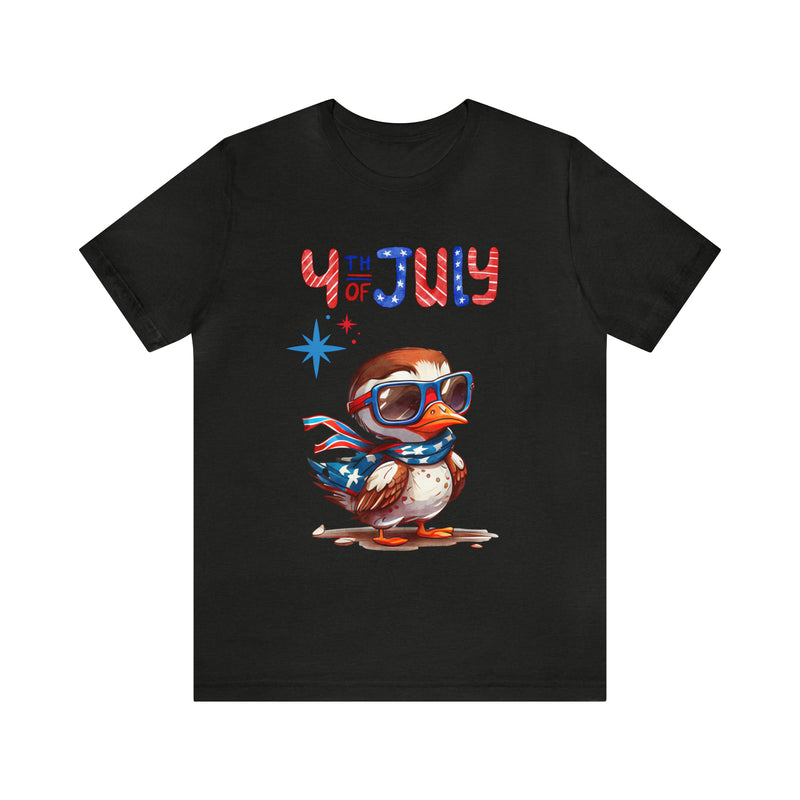 Cool Patriotic Little Bird on the 4th of July Short Sleeve T-Shirt