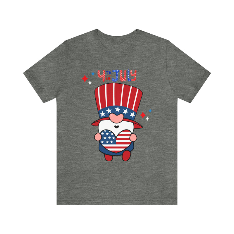 Patriotic Gnome Showing Love on the 4th of July Short Sleeve T-Shirt