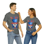 Brave and Patriotic Gnome on the 4th of July Short Sleeve T-Shirt