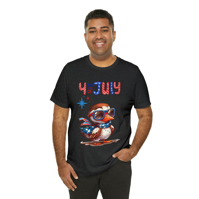 Cool Patriotic Little Bird on the 4th of July Short Sleeve T-Shirt